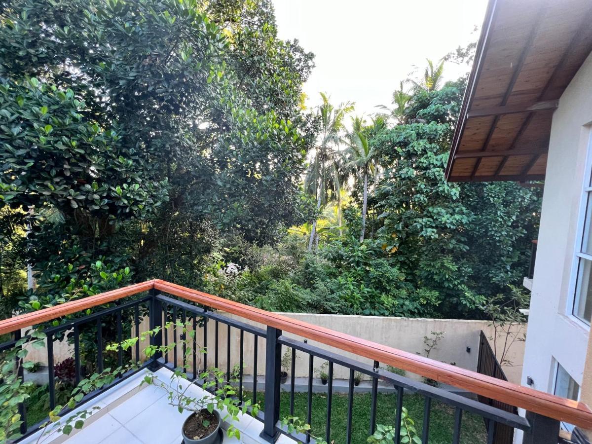Siri Tropical Retreat Villa Hikkaduwa Exteriör bild